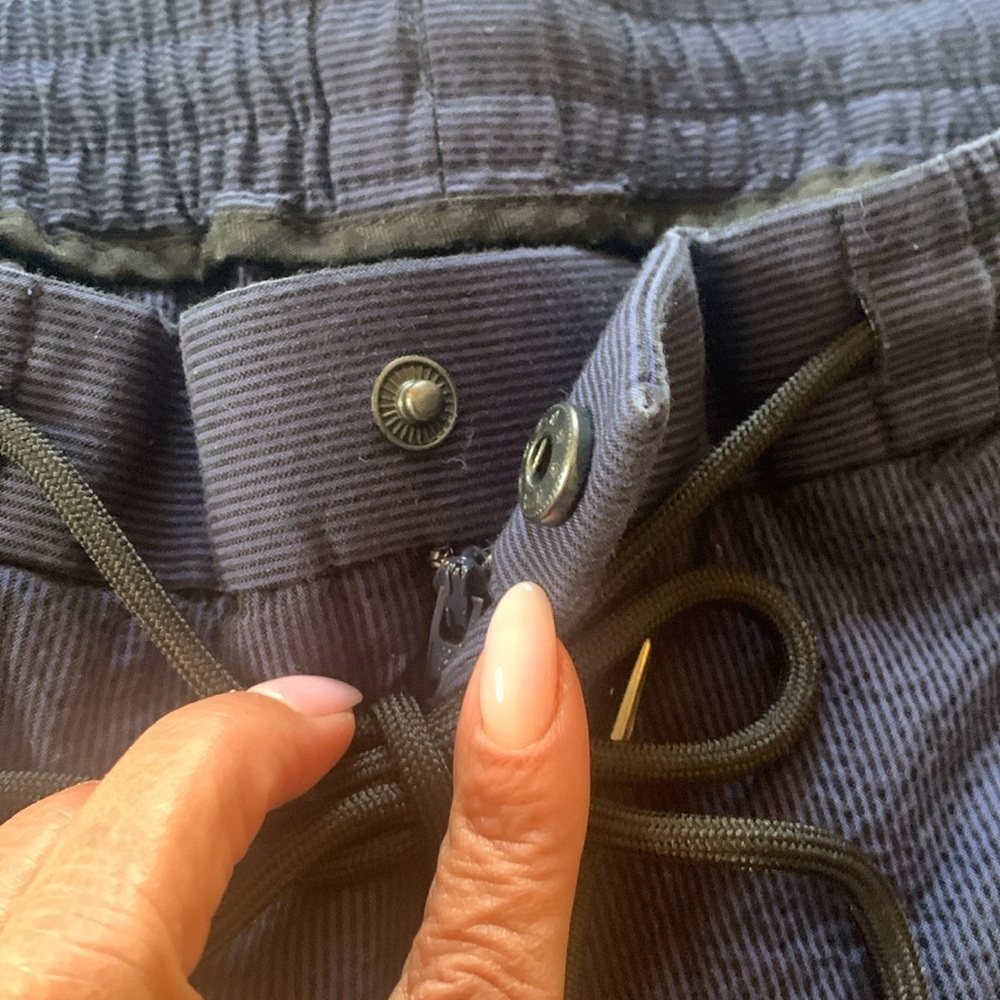 Pants - Picture 3 of 6